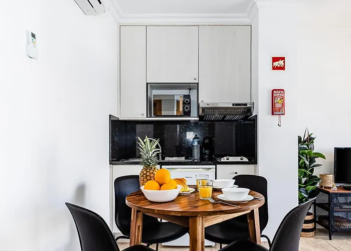 Apartment Encosta Do Vau